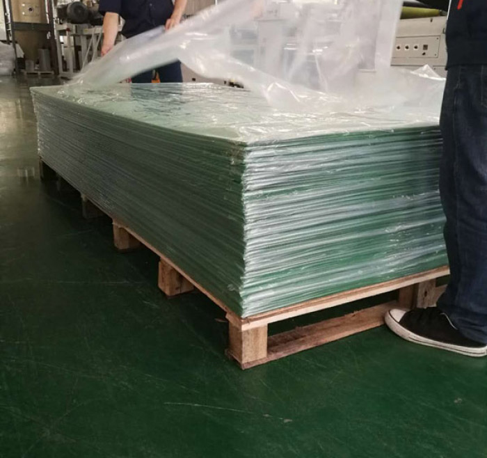PET sheet with 2 sides PE Film covering