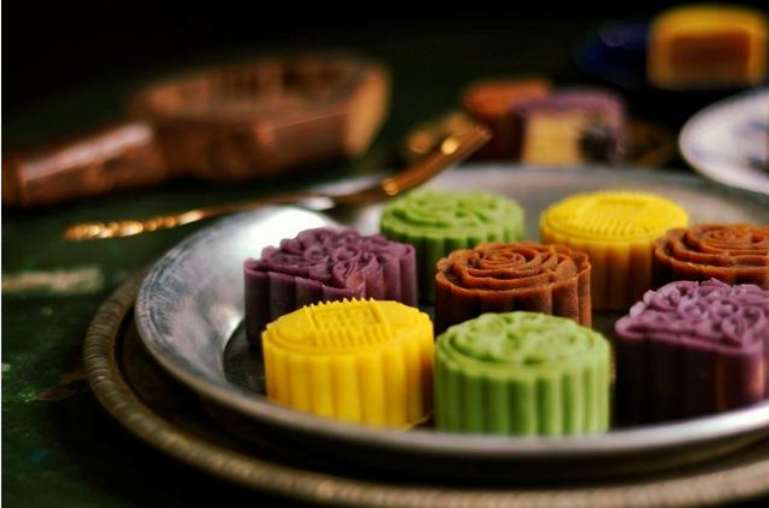 The Chinese traditional festival -The Mid-Autumn Festival